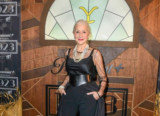 Хелън Мирън почете кралица Елизабет на наградите БАФТА