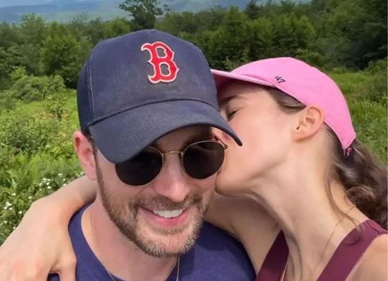 Капитан Америка се ожени