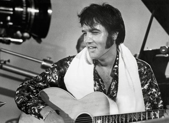 Самоубил ли се е Елвис Пресли?