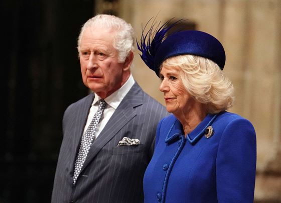 Кралица Камила е по-различна от принцеса Даяна, но крал Чарлз е &quot;по-щастлив&quot;