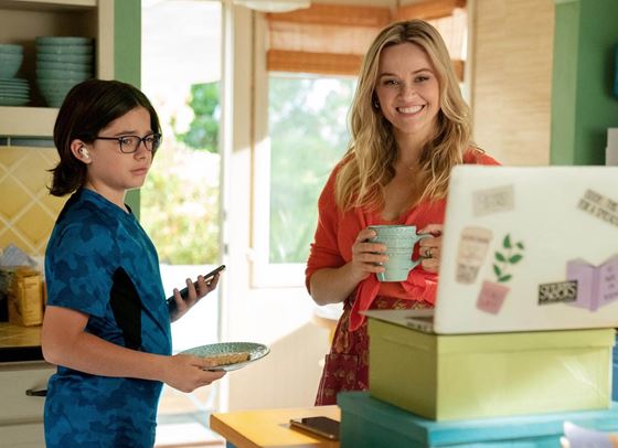 Аштън Къчър и Рийз Уидърспуун ни подаряват романтична комедия за Свети Валентин