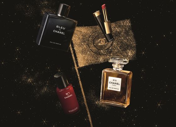 Празничната колекция на CHANEL ни води към Луната