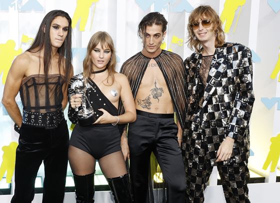 По червения килим на MTV VMA 2022