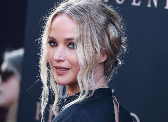 Дженифър Лорънс няма да коментира бременността си