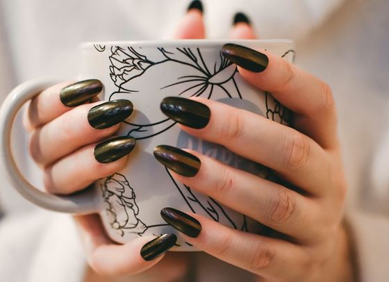 Тенденциите при маникюра за пролет 2023