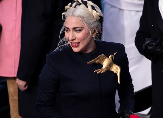 Лейди Гага обясни значението на брошката от инаугурацията на Джо Байдън