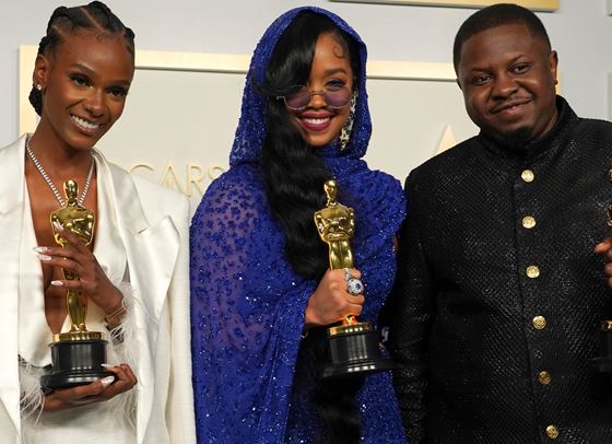 ОСКАРИ 2021: Пълният списък с големите победители