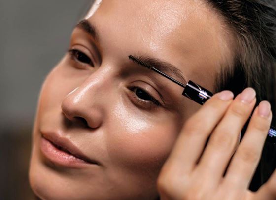 Натуралните вежди отново са тук