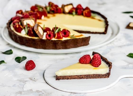 Шоколадов тарт: фин сладкиш с пудинг със смляна шушулка ванилия