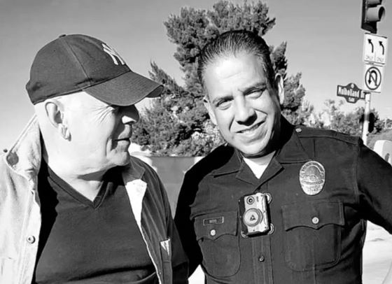 Брус Уилис с първа публична поява след диагнозата деменция