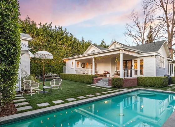 Домът на Лена Дънам: Преди &amp; Сега