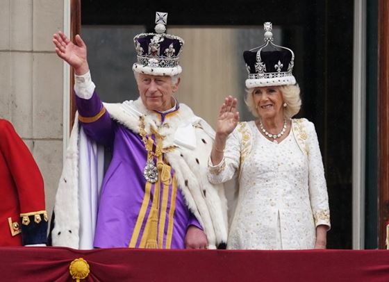 Принц Хари пропусна семейната поява на балкона на Бъкингамския дворец