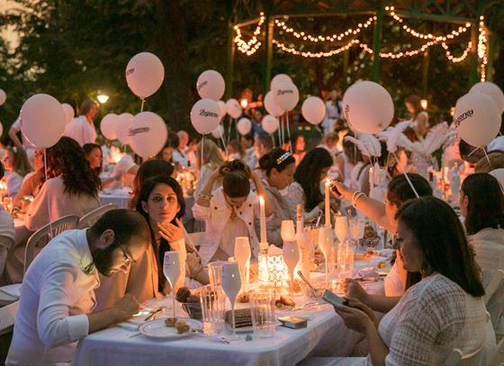 Бяла Вечеря – градската приказка, която не искаме да свършва