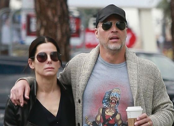 Сандра Бълок се е врекла във вярност на Брайън Рандъл