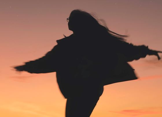 Розовата Суперлуна носи промени за тези две зодии