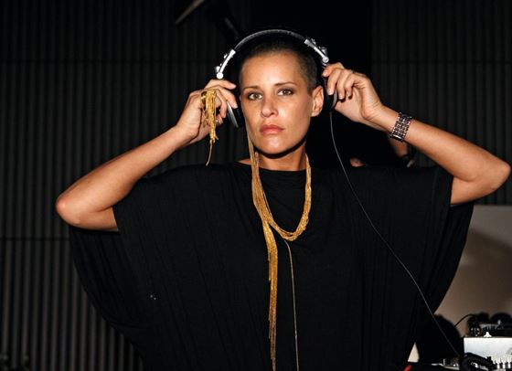 Жените DJ-и, които диктуват ритъма