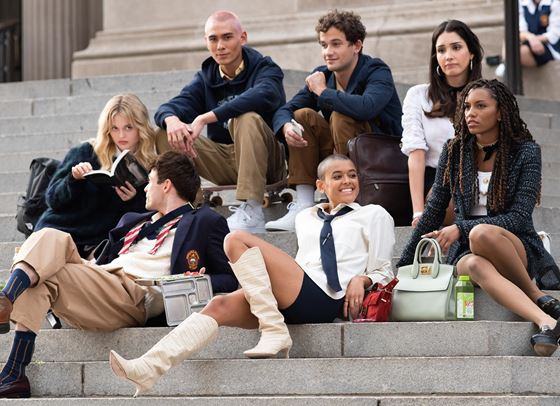 Време е &quot;Клюкарката&quot; да се завърне в живота ни...