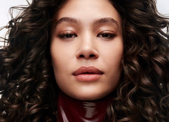 Грижата за къдриците изисква професионален подход