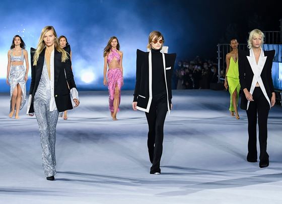 ВСИЧКИ горещи модни тенденции на 2022