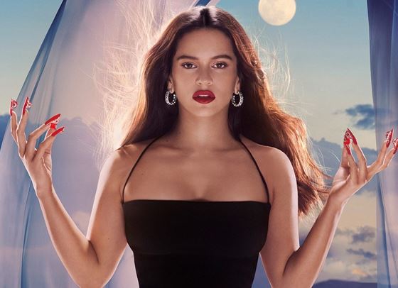 Росалия рисува собствения си автопортрет с &quot;Motomami&quot;