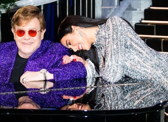 Вижте това емоционално изпълнение на Дуа Липа и Елтън Джон