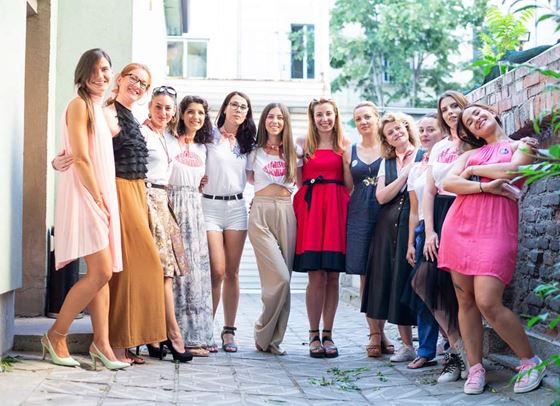 Елина Кешишева посвети изложба на Жените Survivors