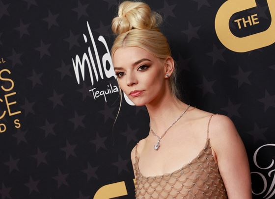 Всички звездни визии от Critics Choice Awards