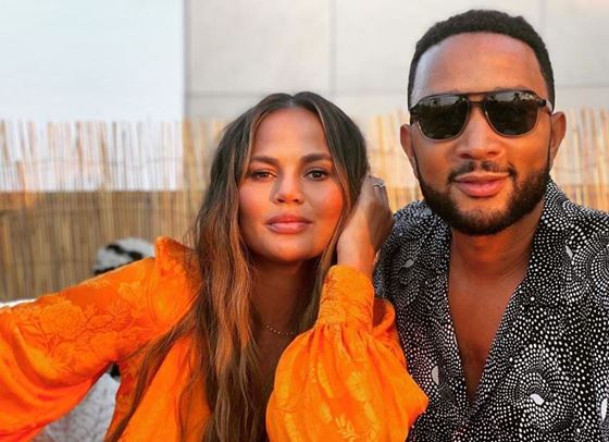 Месец след голямата загуба, Криси Тейгън посвети татуировка на третото си дете