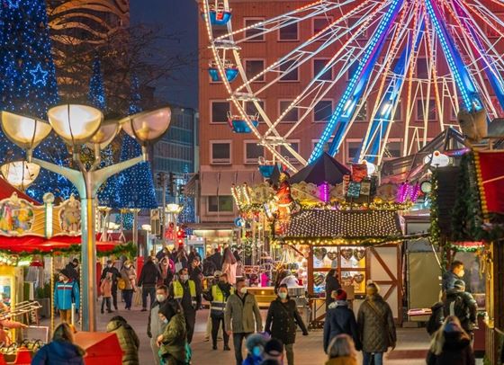 Вижте най-красивата коледна украса по света