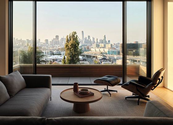 Къщата на светлината &amp; сянката