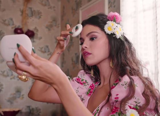 Селена Гомес не е вярвала в успеха на Rare Beauty