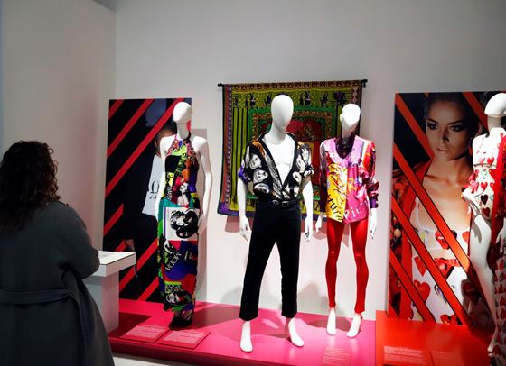 Ретроспективна изложба отдава почит на Джани Версаче