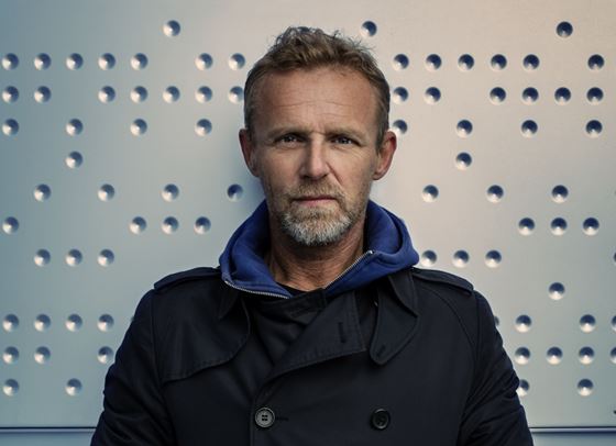 Ю Несбьо със специална изненада за българските фенове