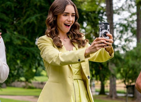 Страхотни новини за &quot;Emily in Paris&quot;