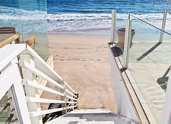 Новото имение на Парис Хилтън в Малибу е УАУ