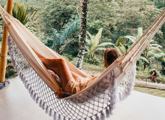 Не влизайте в капана на напълняването през уикенда