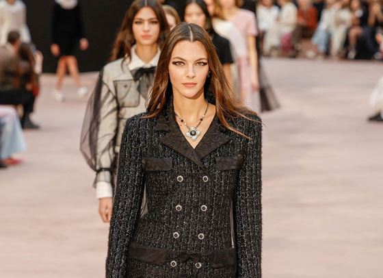 Трикът, с който моделите казват &quot;сбогом&quot; на бръчките