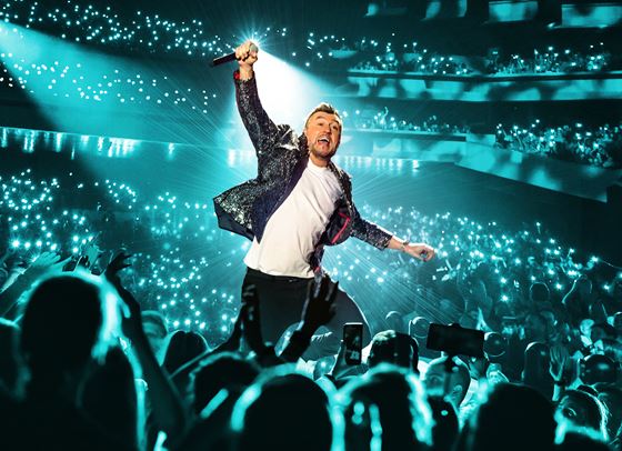 Любо Киров е първият български изпълнител с концерт в Max