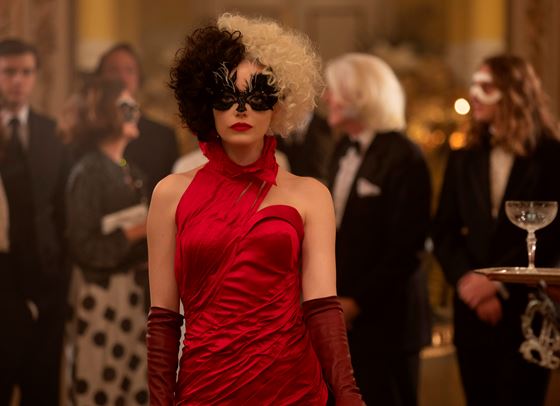 Вижте Ема Стоун в новия зрелищен трейлър на &quot;Круела&quot;