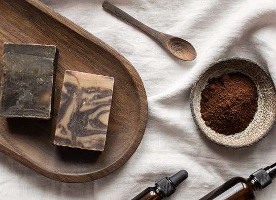 Неделна домашна маска за коса с какаово масло