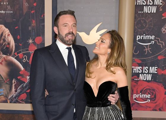 Джей Ло и астро роклята, за която всички говорят