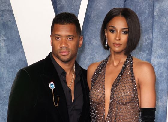 Сиара е бременна за четвърти път