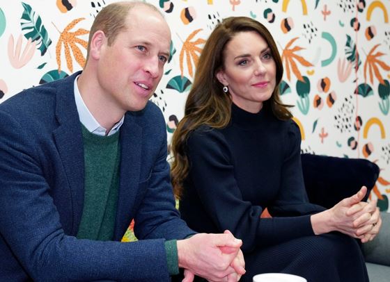 Принц Уилям и Кейт Мидълтън бяха попитани какво мислят за &quot;Spare&quot;