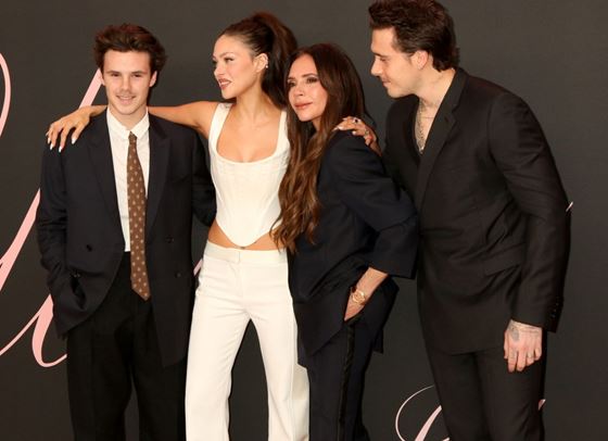 Семейство Бекъм празнува Великден на яхта в Маями