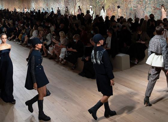 Dior се завръща към реалността и висшата мода