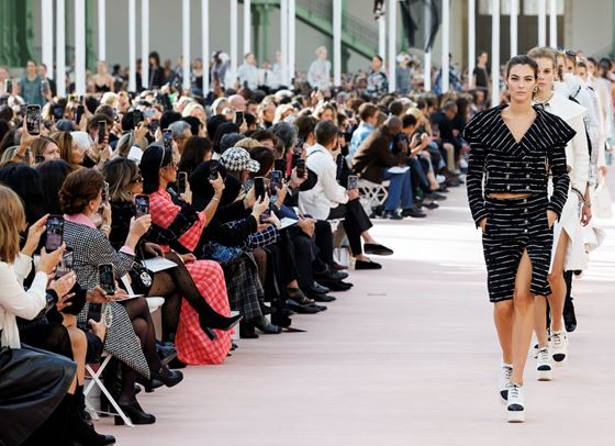 Chanel се завърна в Grand Palais