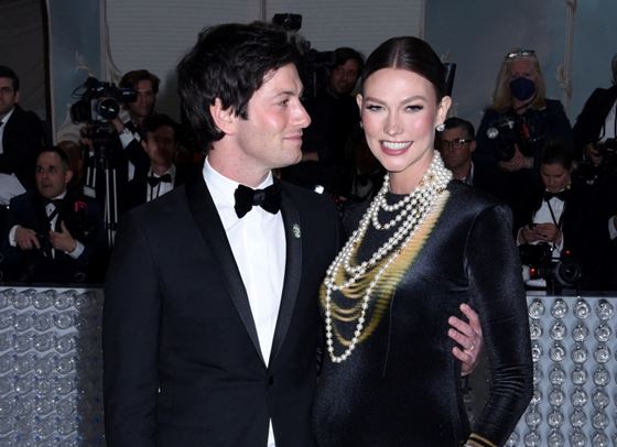 Карли Клос стана майка за втори път