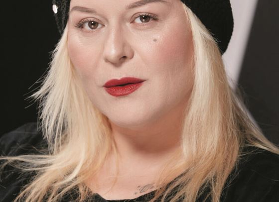 Ивана Биланджия разказва за емблематичното червило на YSL Beauty