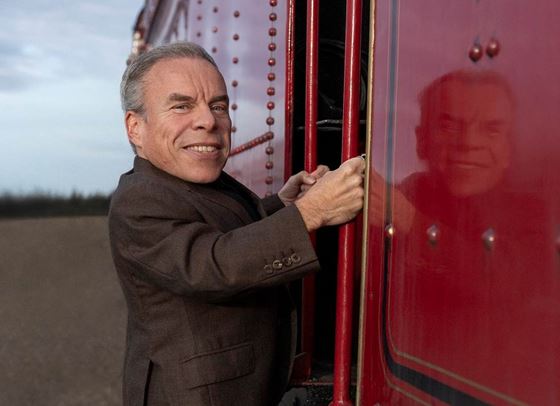 HBO обяви завръщането на професор Флитуик в новия сериал &quot;Хари Потър&quot;