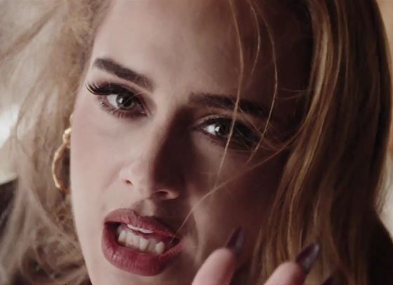 Адел се завърна, албумът идва през ноември